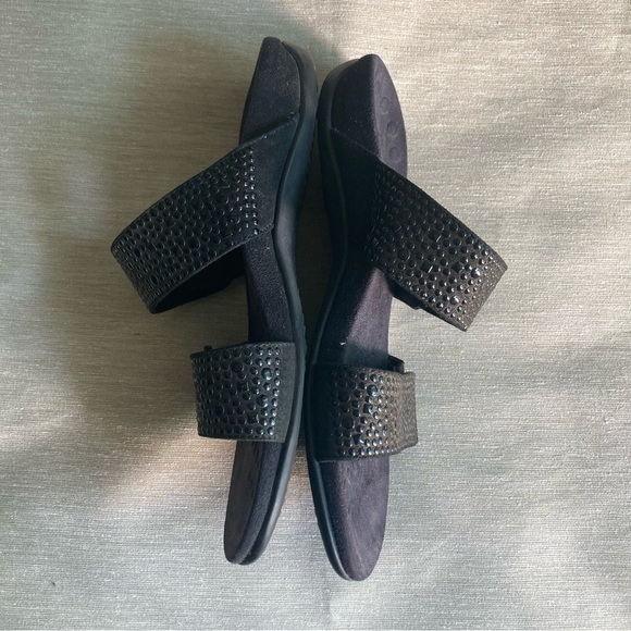 VIONIC Sz 8 Rest Samoa Studded Velcro Closure Adjustable Orthotic Insole Sandals - Picture 5 of 13